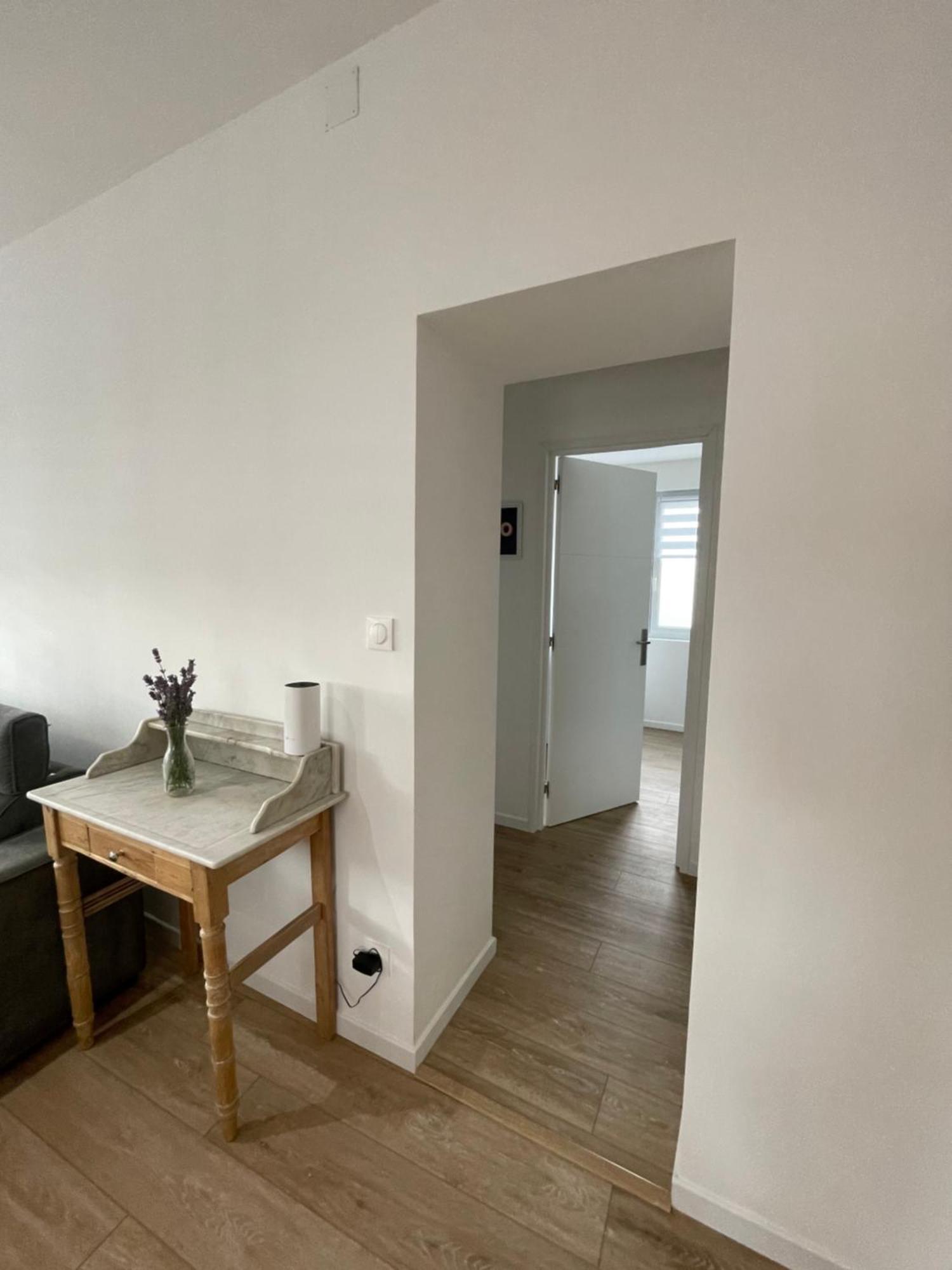 Banting Room Dury  Екстериор снимка